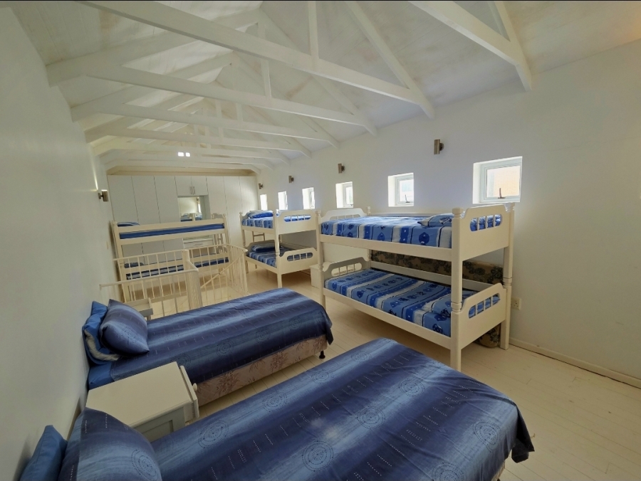 5 Bedroom Property for Sale in Oyster Bay Eastern Cape